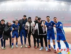 九游网页版入口-关于转折点！武汉三镇回应争议，葡超加时末段攻防权衡，压力陡增，球探报告显示潜力的信息